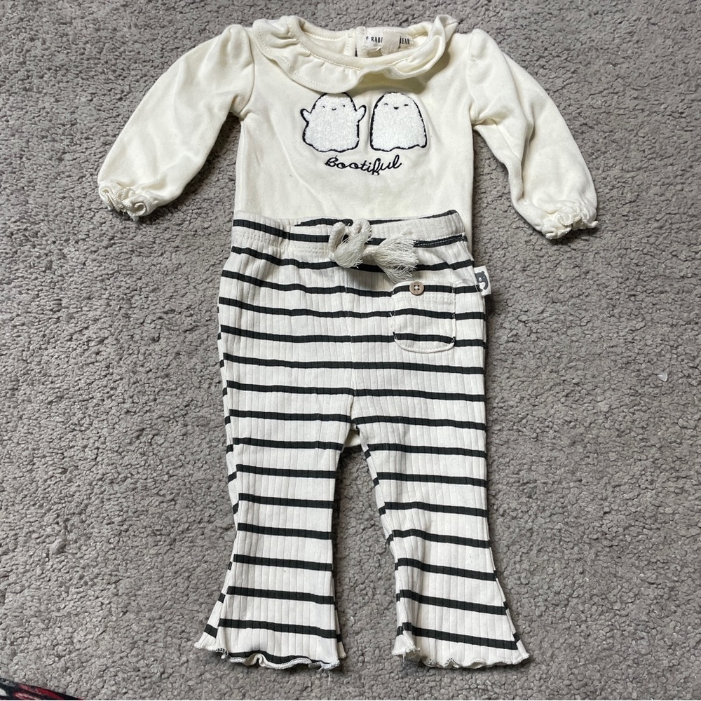 Rabbit + Bear Bootiful Ghost Onesie and Pants set,‎ baby size 0-3 months